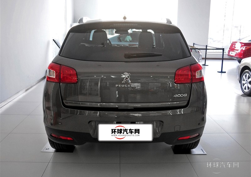 2013款 2.0L 四驅(qū)時尚型