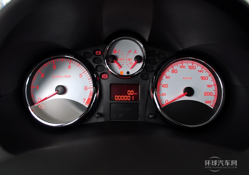 2011款 兩廂 1.4L 手動(dòng)馭樂版