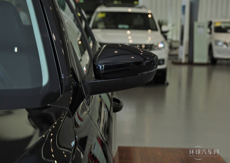 2013款 改款 1.6L 自動風尚版