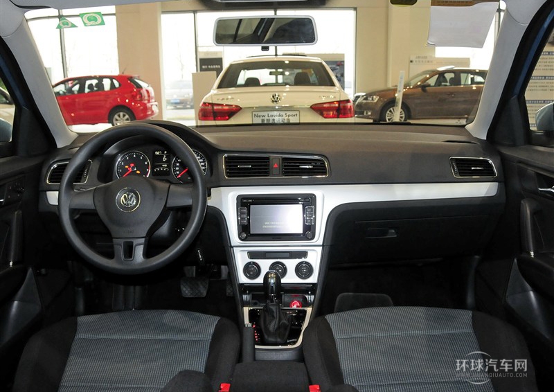 2014款 1.4TSI DSG藍(lán)驅(qū)技術(shù)版