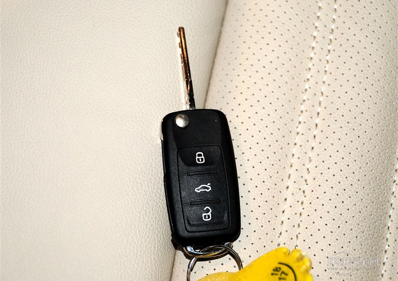 2014款 1.8TSI DSG御尊導(dǎo)航版