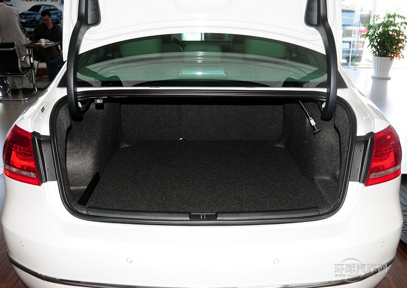 2014款 1.8TSI DSG御尊導(dǎo)航版