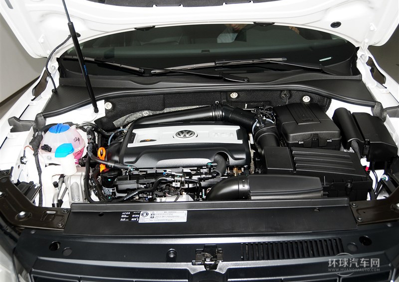 2014款 1.8TSI DSG尊榮導(dǎo)航版