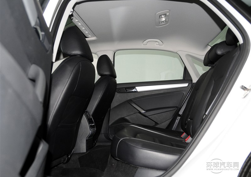 2014款 1.8TSI DSG尊榮導(dǎo)航版