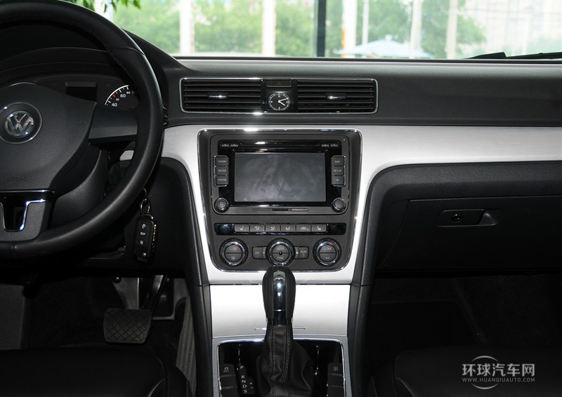 2014款 1.8TSI DSG尊榮導(dǎo)航版