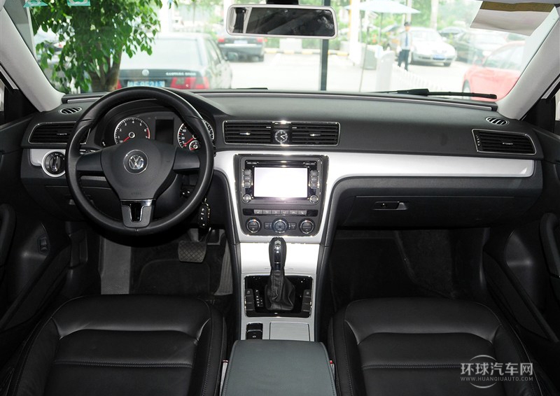 2014款 1.8TSI DSG尊榮導(dǎo)航版