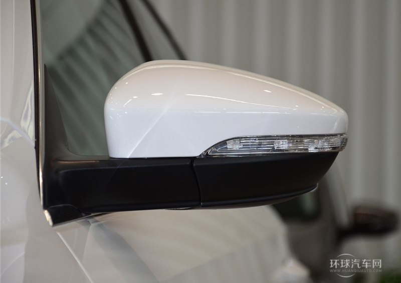 2014款 1.8TSI 自動(dòng)尊榮版