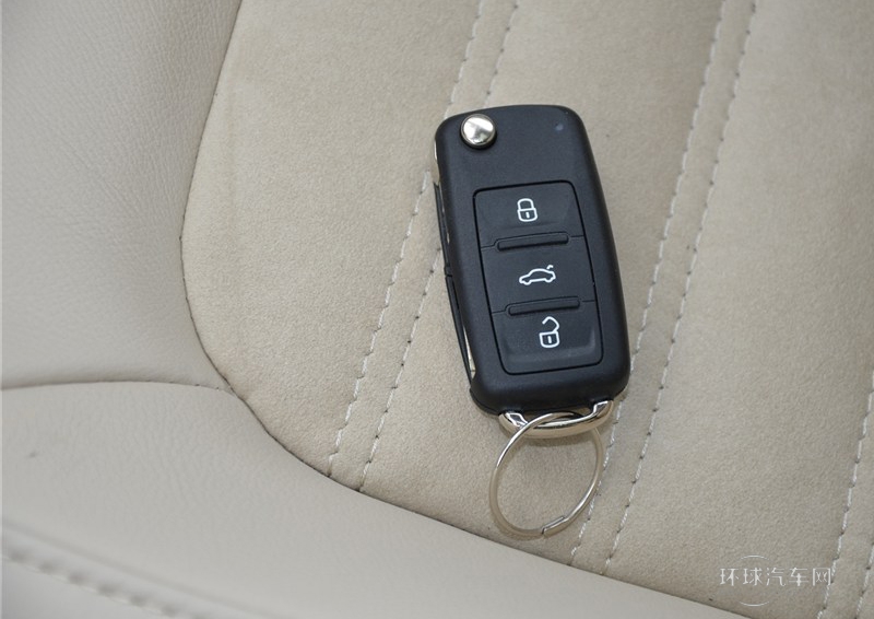 2014款 2.0TSI DSG御尊導(dǎo)航版