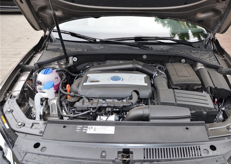 2014款 2.0TSI DSG御尊導(dǎo)航版