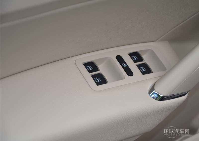 2014款 2.0TSI DSG御尊導(dǎo)航版
