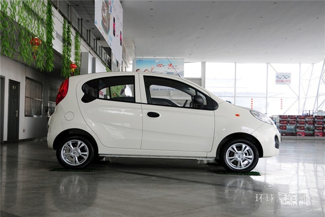2013款 1.0L 手動快樂版