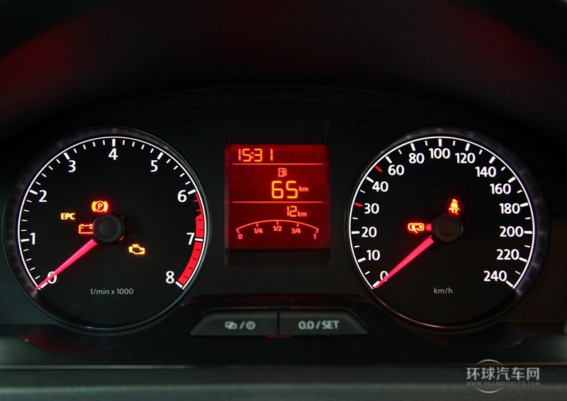 2013款 1.4L 手動(dòng)舒適版