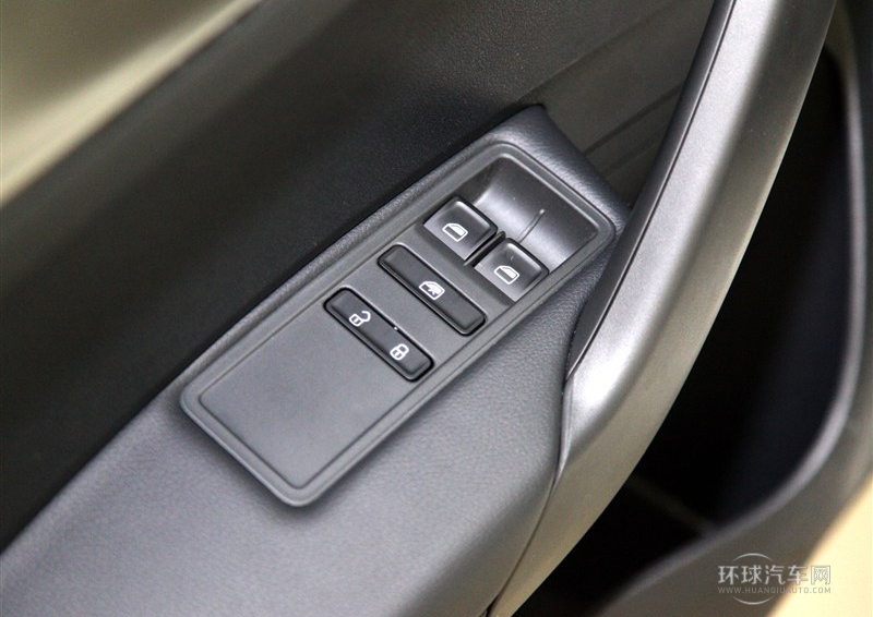 2013款 1.6L 手動風尚版