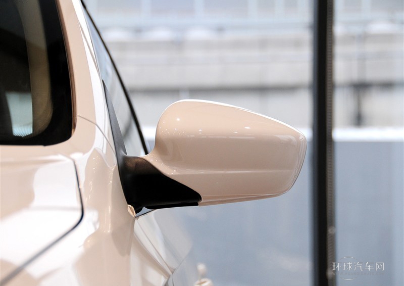 2013款 1.6L 手動(dòng)舒適版