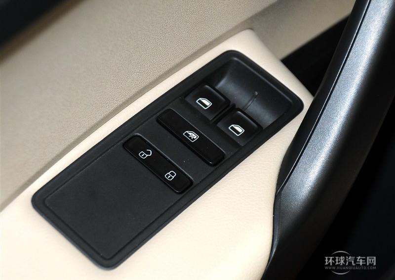 2013款 1.6L 自動舒適版