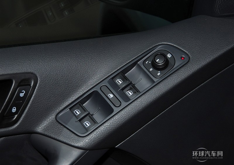 2013款 1.4TSI 手動兩驅(qū)藍驅(qū)版