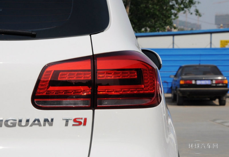 2013款 1.8TSI 自動(dòng)兩驅(qū)風(fēng)尚版
