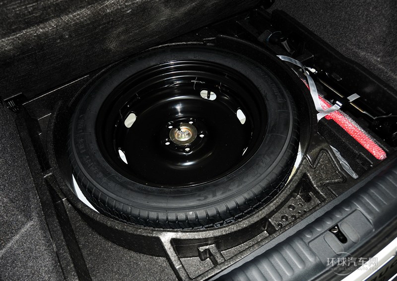 2013款 1.8TSI 自動(dòng)兩驅(qū)豪華型