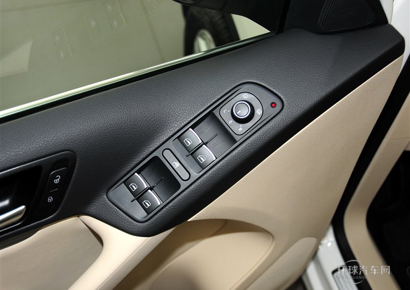 2013款 1.8TSI 自動(dòng)兩驅(qū)豪華型