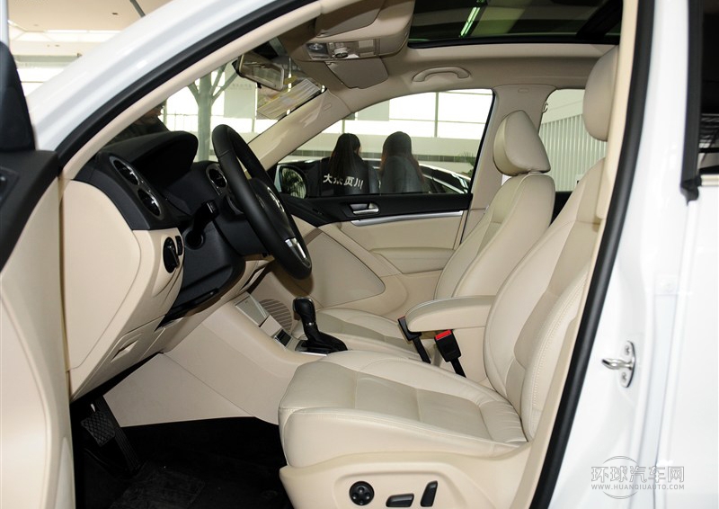 2013款 1.8TSI 自動兩驅(qū)豪華型
