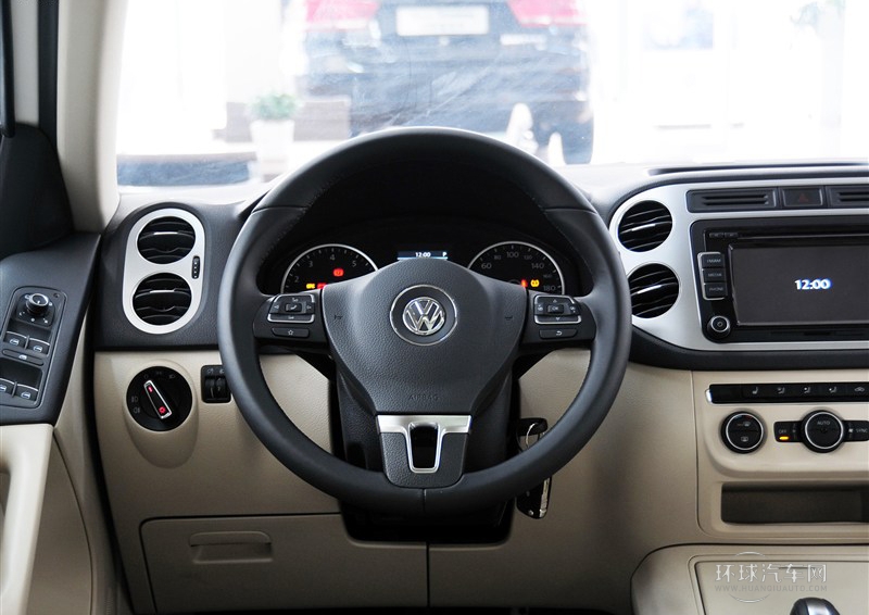 2013款 1.8TSI 自動兩驅(qū)豪華型