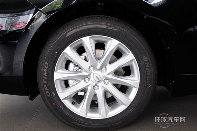 2013款 1.8T 自動(dòng)精英版