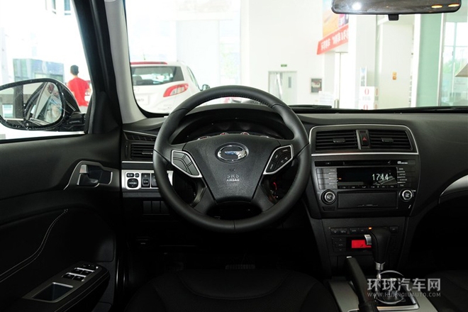2013款 1.8T 自動(dòng)精英版