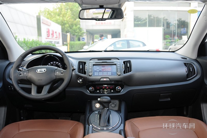 2014款 2.0L 自動(dòng)兩驅(qū)版GLS