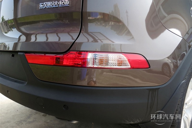 2014款 2.0L 手動兩驅版GLS