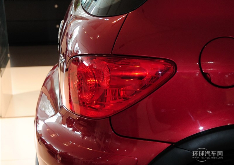 2013款 1.6L 手動(dòng)CROSS