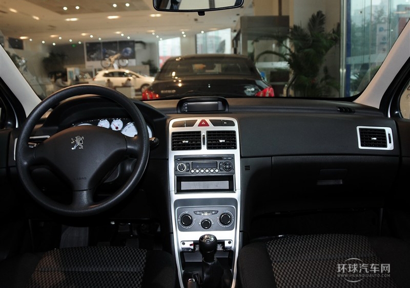2013款 兩廂 1.6L 手動(dòng)舒適版