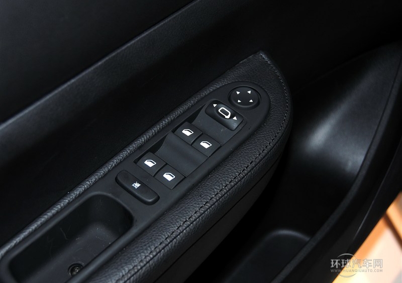 2013款 兩廂 1.6L 手動(dòng)舒適版