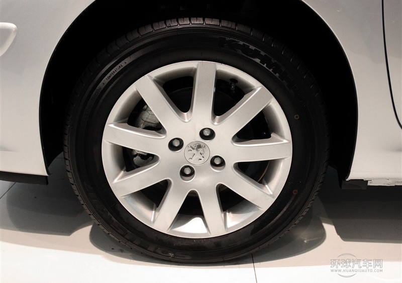 2013款 兩廂 1.6L 手動舒適版