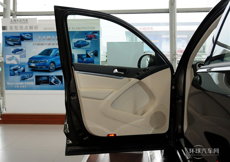 2013款 1.8TSI 自動兩驅(qū)舒適版