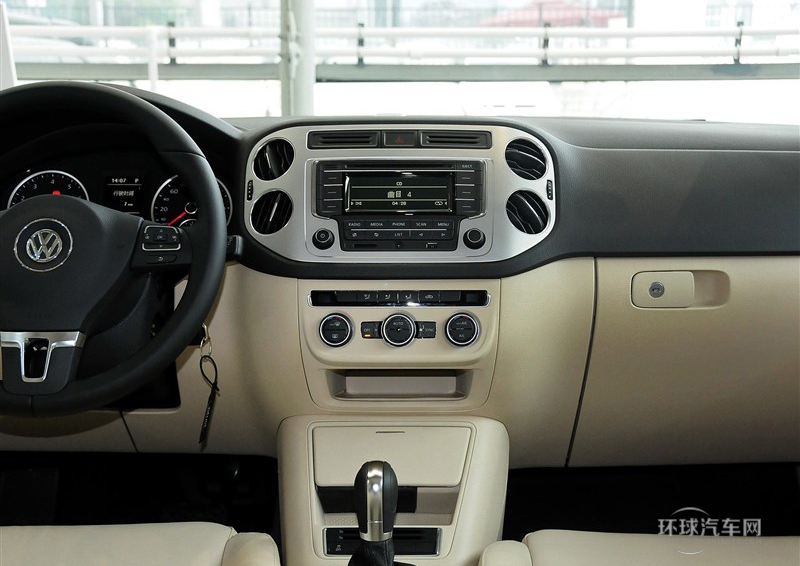 2013款 1.8TSI 自動兩驅(qū)舒適版