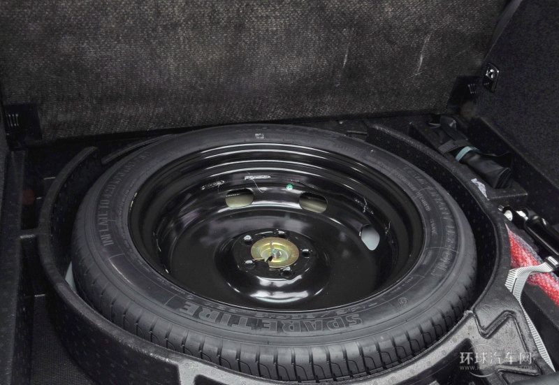 2013款 1.8TSI 自動四驅(qū)舒適版