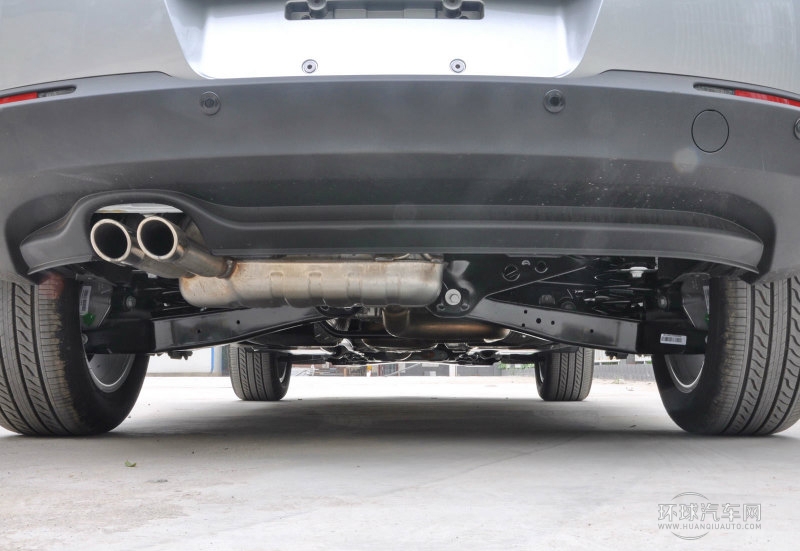 2013款 1.8TSI 自動(dòng)四驅(qū)舒適版