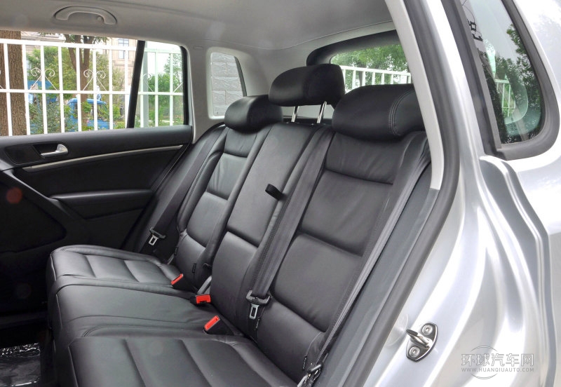 2013款 1.8TSI 自動四驅(qū)舒適版