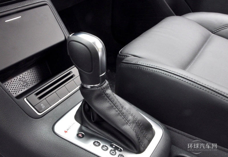 2013款 1.8TSI 自動(dòng)四驅(qū)舒適版