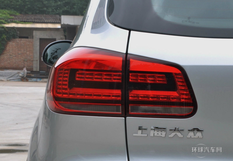 2013款 1.8TSI 自動(dòng)四驅(qū)舒適版