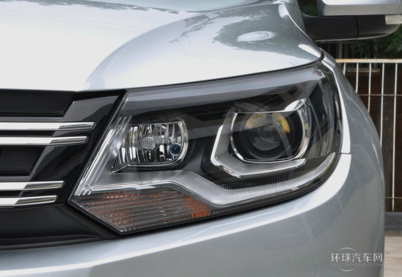 2013款 1.8TSI 自動(dòng)四驅(qū)舒適版