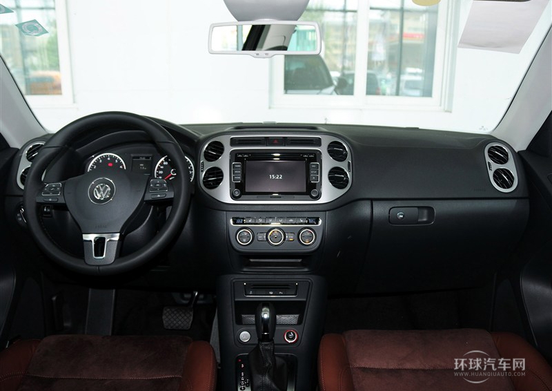 2013款 2.0TSI 自動四驅(qū)旗艦版
