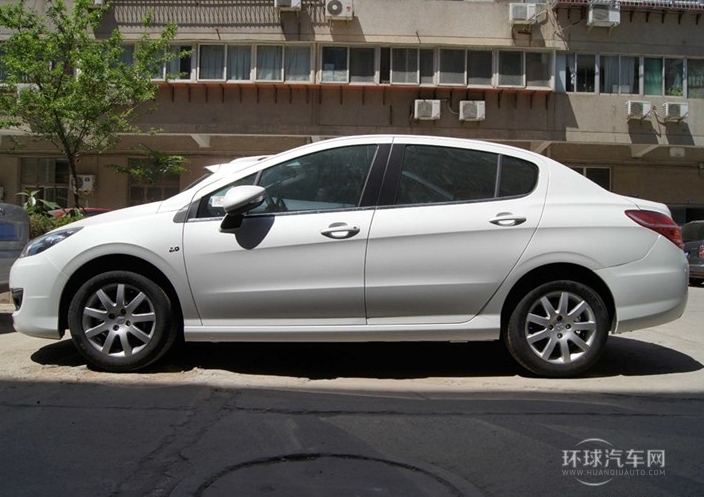 2014款 樂(lè)享版 2.0L 自動(dòng)風(fēng)尚型