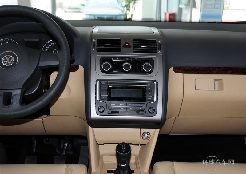 2013款 1.4T 手動(dòng)舒適版5座