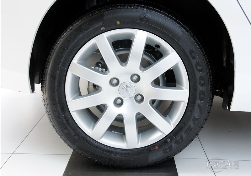 2014款 樂享版 1.6L 手動風(fēng)尚型