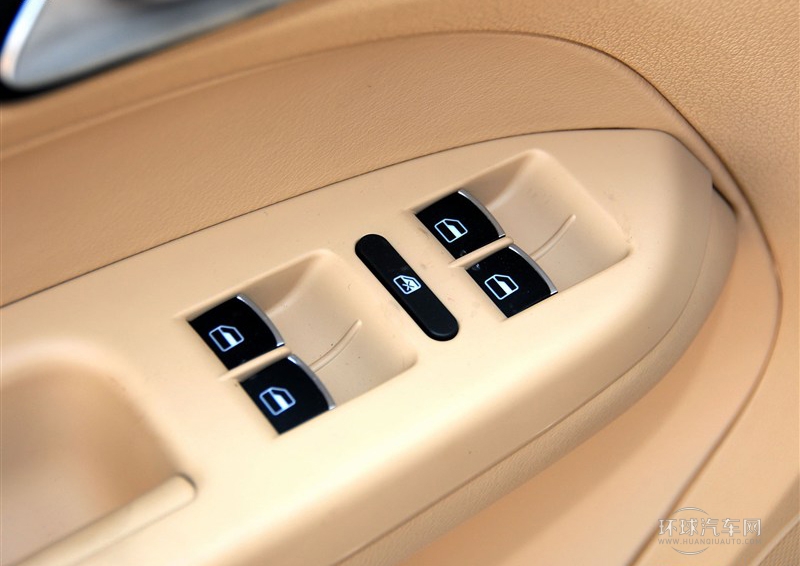 2013款 1.4T 自動璀璨版5座
