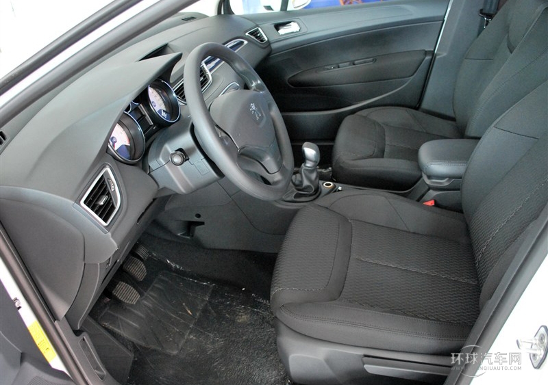 2014款 樂享版 1.6L 手動優(yōu)尚型CNG