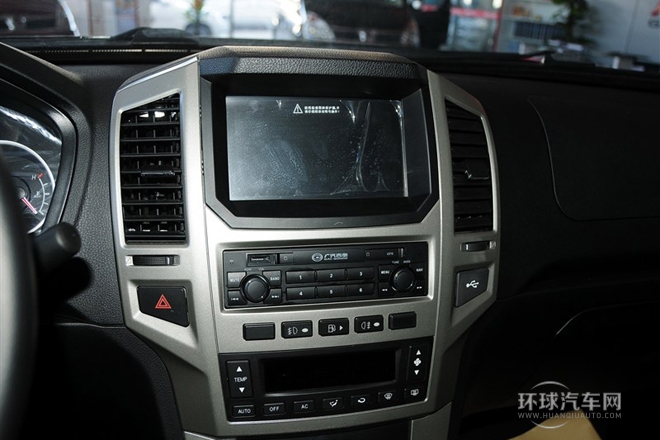 2012款 2.0L 手動汽油兩驅(qū)天窗版