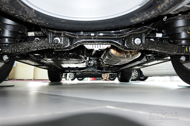 2013款 3.8L 豪華版 國(guó)V