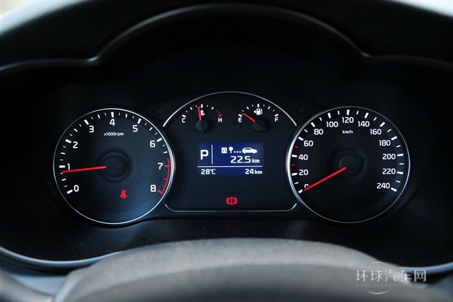 2013款 2.0L 5座自動舒適版 國V